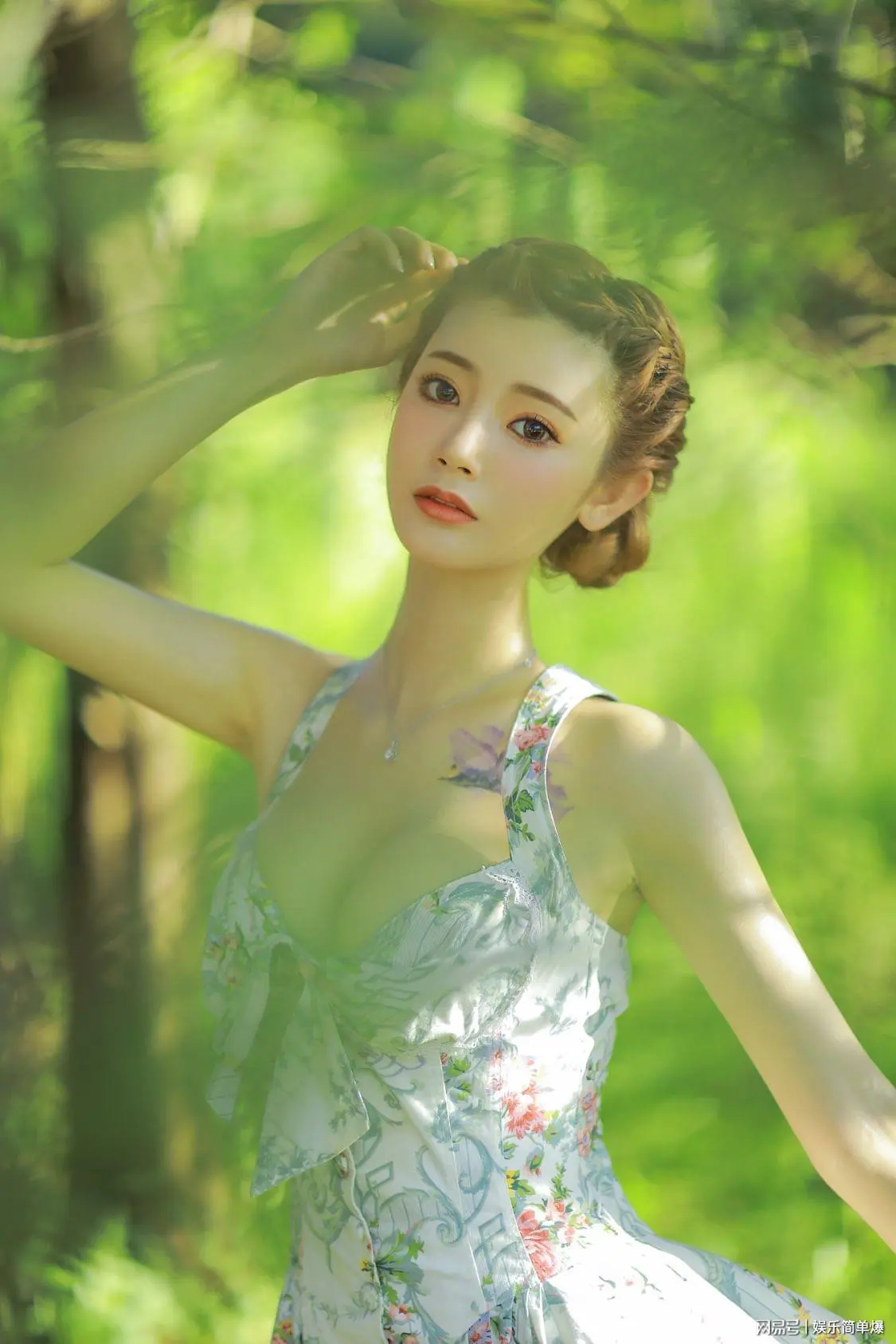 绝美女模特王星辰高清写真插图4