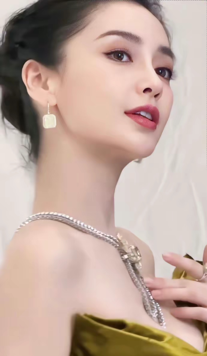 杨颖这组妆造超级美插图2