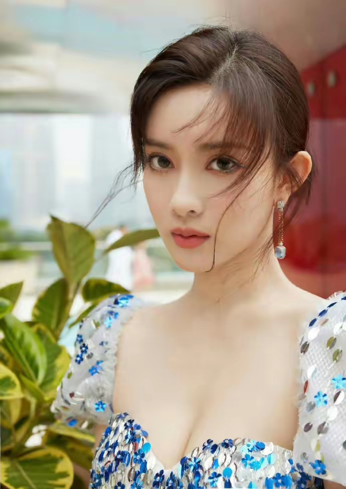 孟子义性感妩媚写真插图5